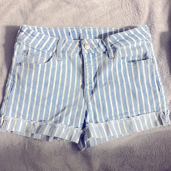 Blue and White stripped womens Jean shorts! - Picture 1 of 2